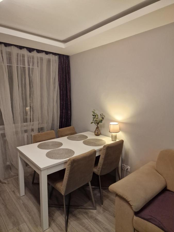 Apartament - 2 Pokoje W Lodzi - Blisko Atlas Arena, Zoo, Centrum, Piotrkowska Exterior photo